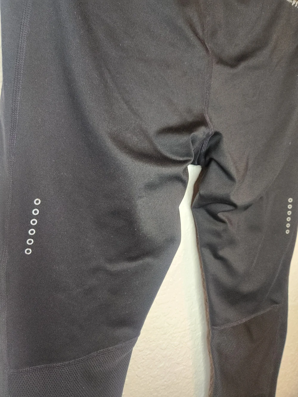Nike Dri-FIT cropped running leggings running dri fit size M